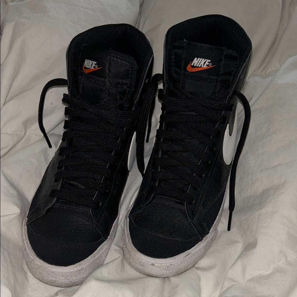 Nike Black High-Top trailer blazer LN